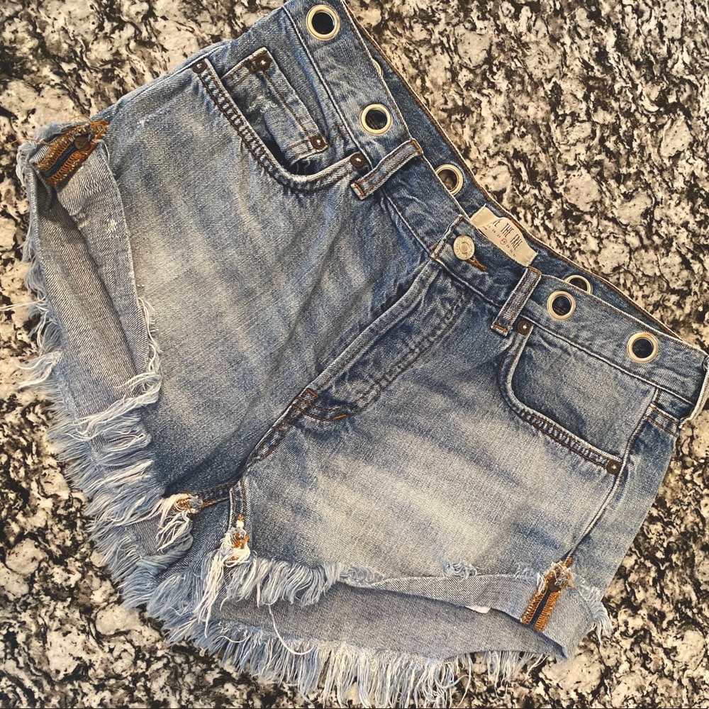 Free People Denim Shorts Size 28